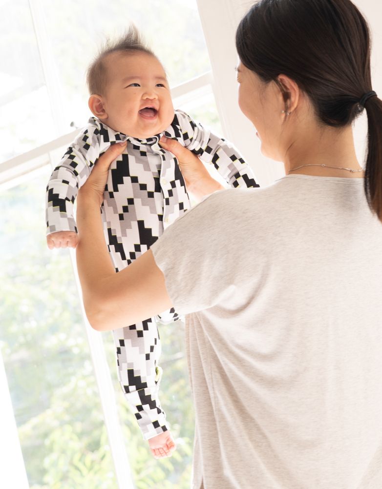 Baby Seraphine Baby Clothes Easy Zip Organic Cotton Sleepsuit – Black & White